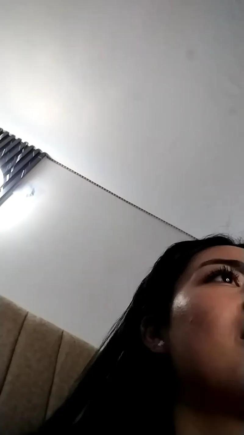 Offline Alahiateen on Cam4