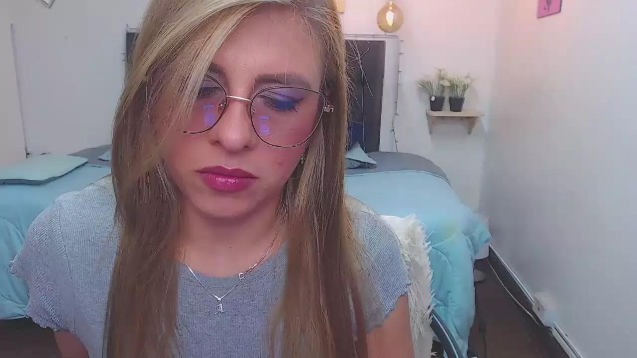 Alana__goddess on Cam4 