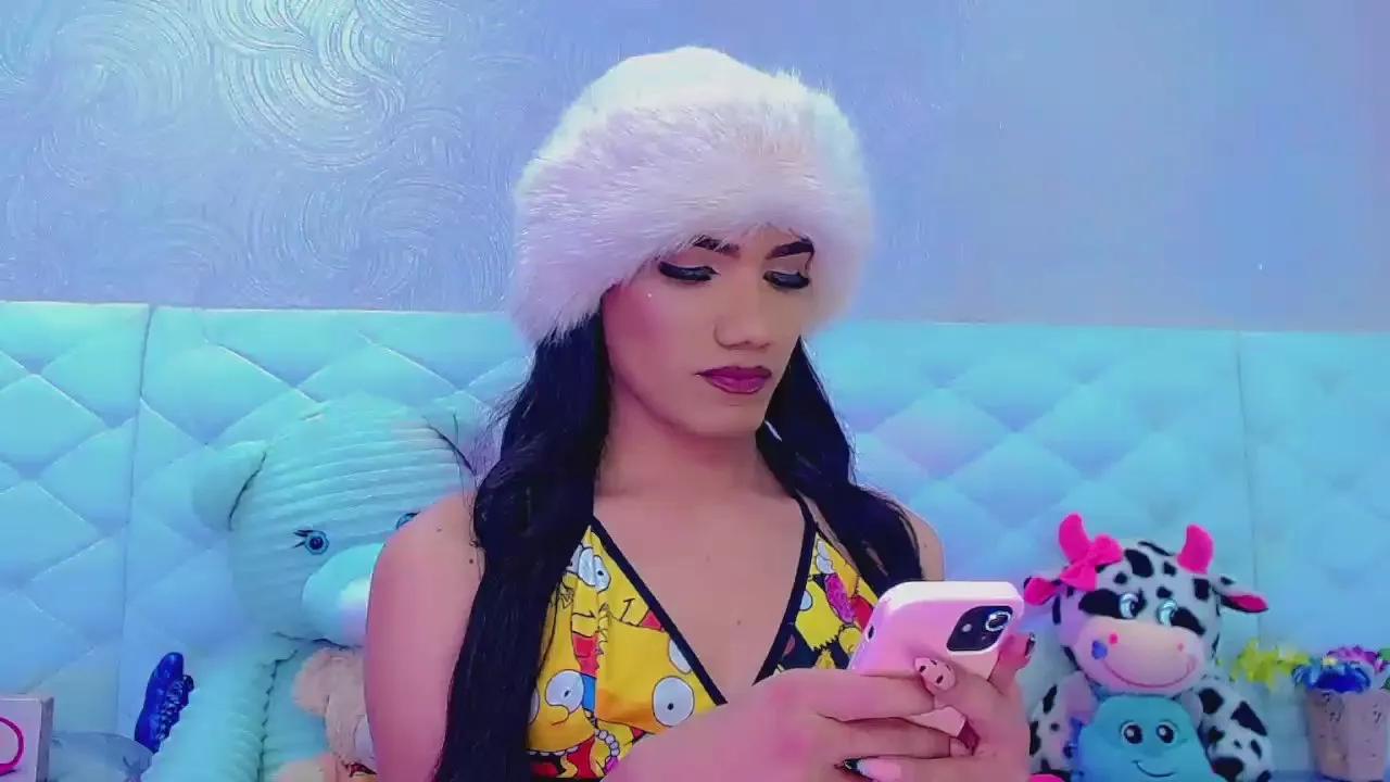 Freechat alanna_dolls on Cam4