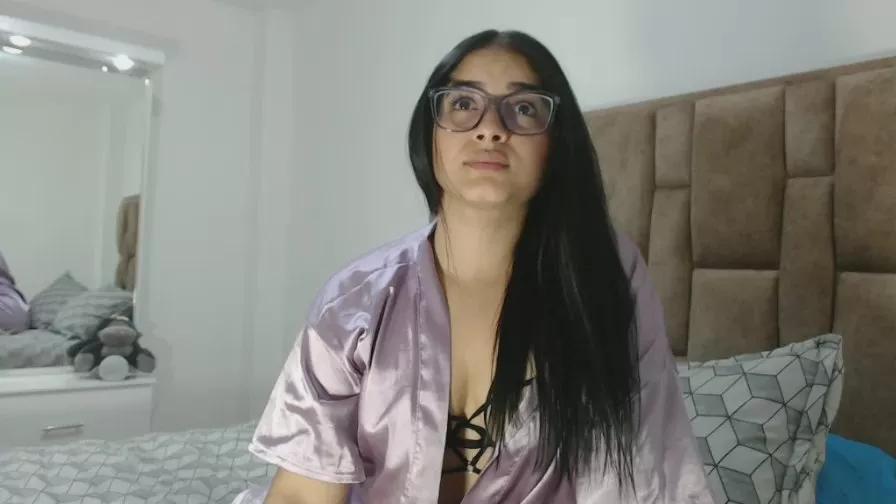 aleejhandra on Cam4 