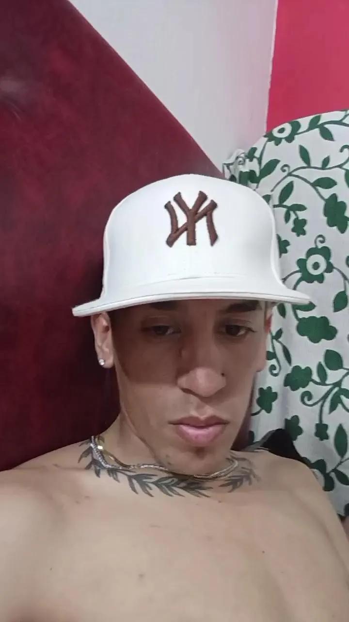 Alegoku1 — Freechat on Cam4