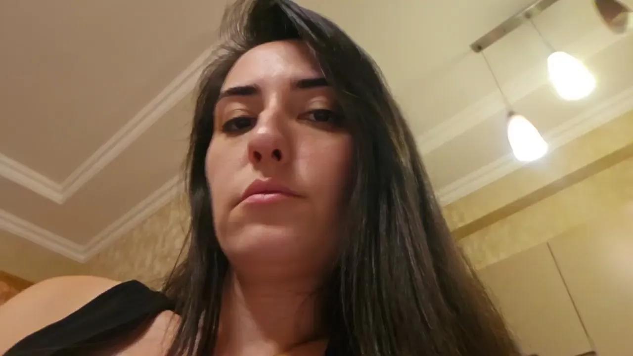 Offline AlejandraDelane on Cam4
