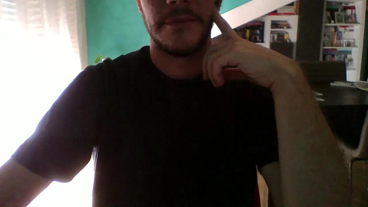 Offline Alesexy1983 on Cam4