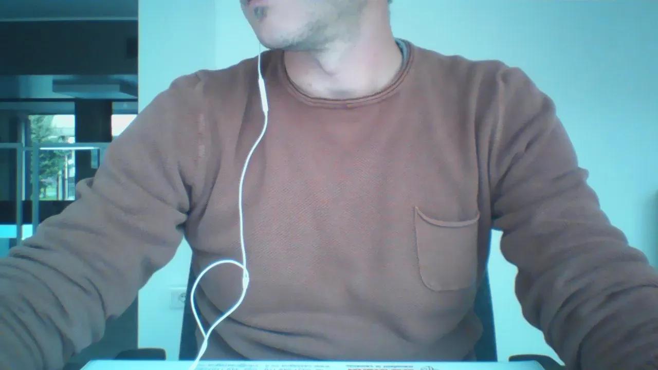 Offline Alesexy1983 on Cam4