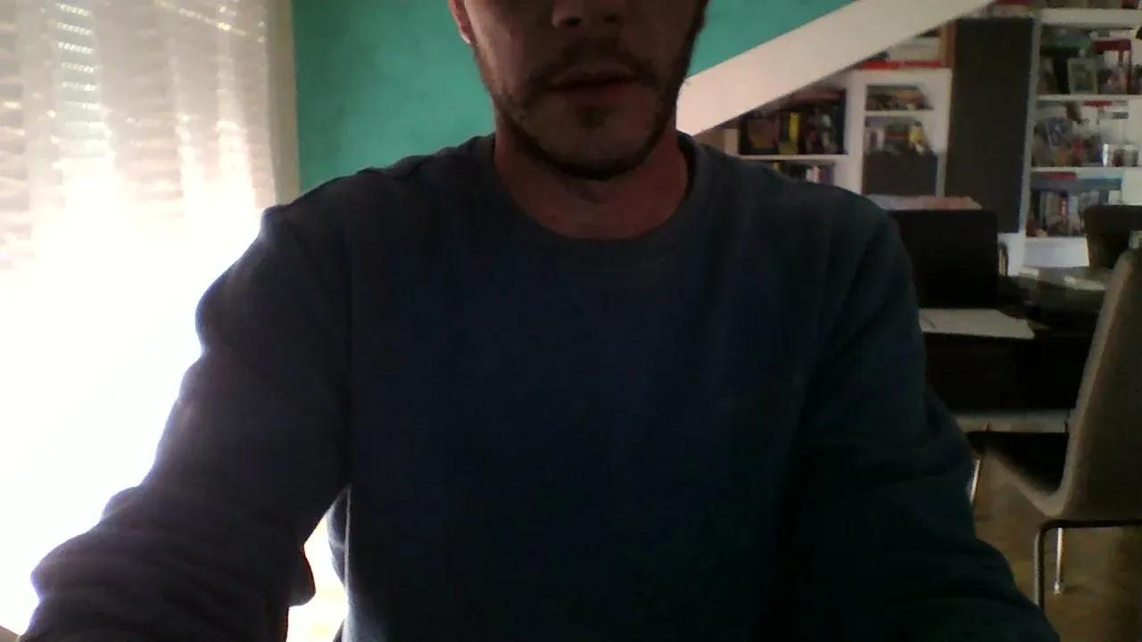 Offline Alesexy1983 on Cam4