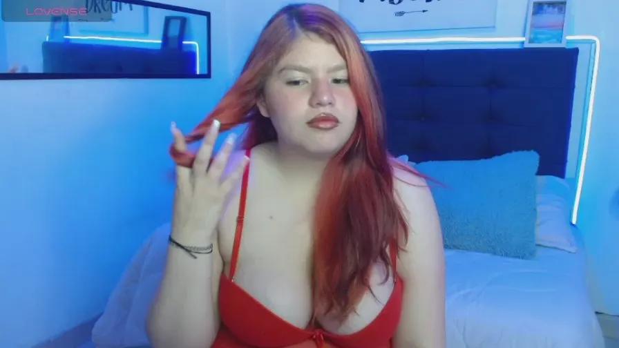 Alexaa_xx —  #schoolgirl #striptease #C2C #pee #ass #feet #pussy