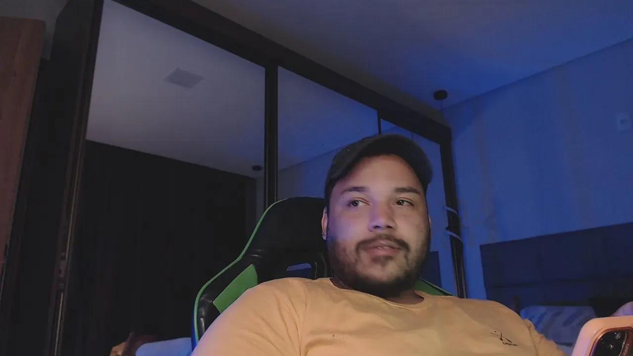 Offline alexmonster2 on Cam4