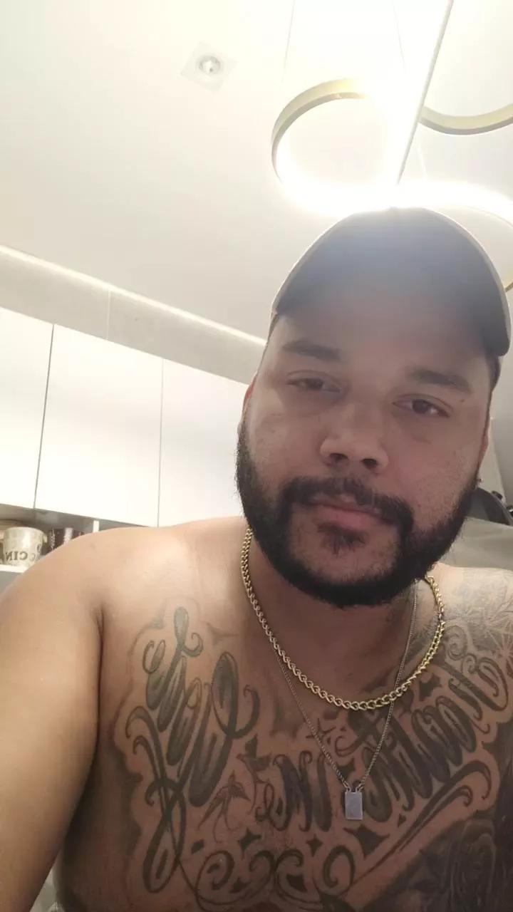 Offline alexmonster2 on Cam4