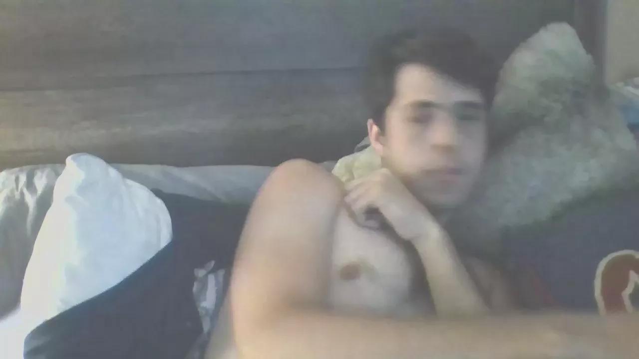 Offline alexrussell37 on Cam4