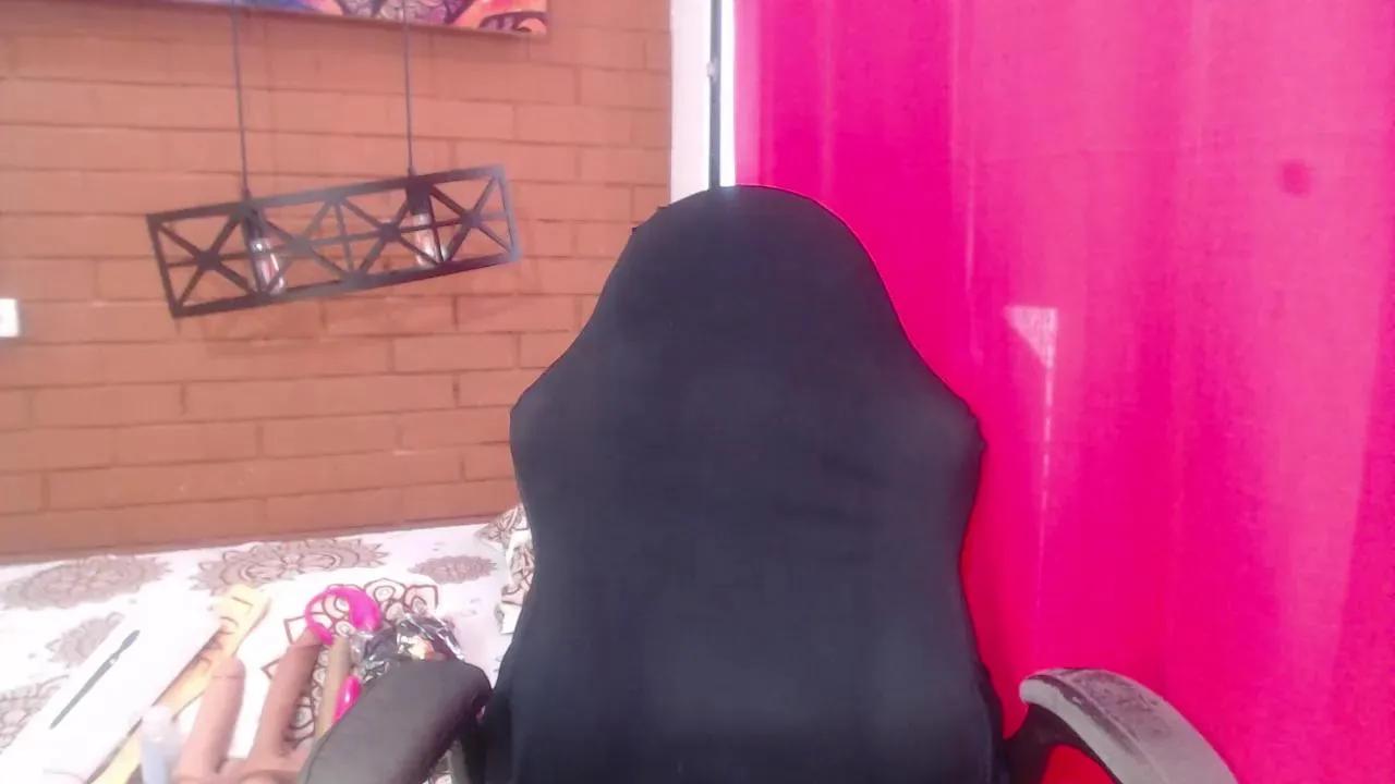 Offline Alexxa_Horny on Cam4
