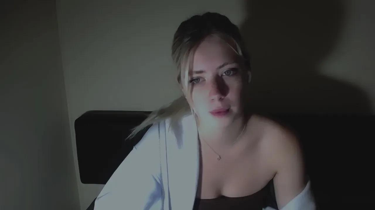 Avatar of AliceMeaww_