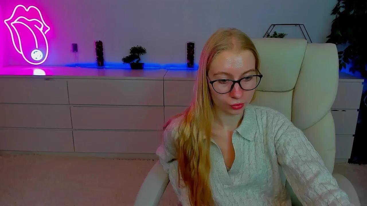 Avatar of Alina__Blonde