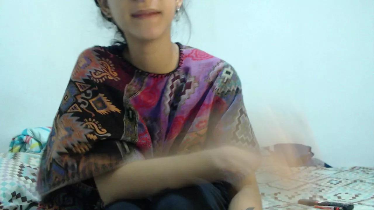alinawoolf on Cam4 