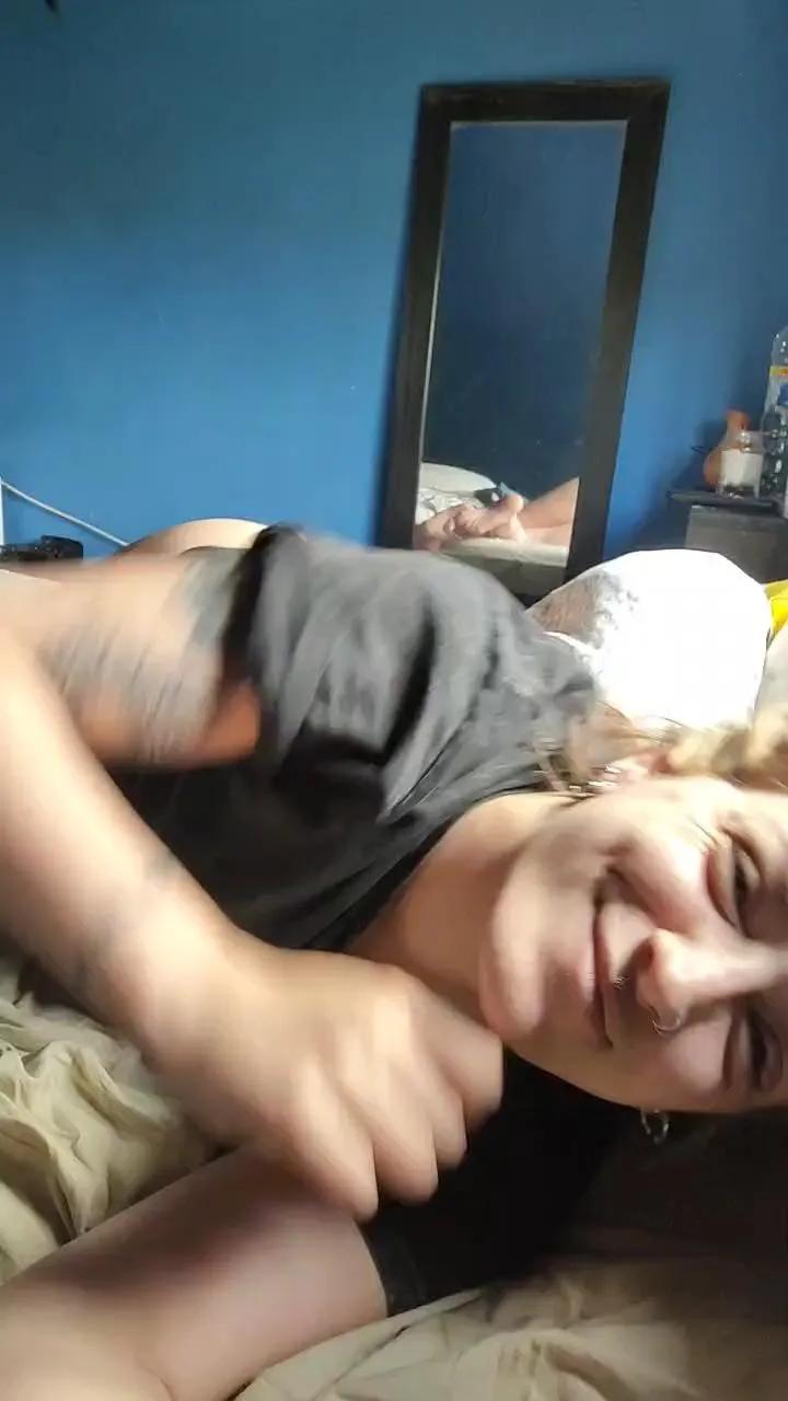 Almita02 — Freechat on Cam4