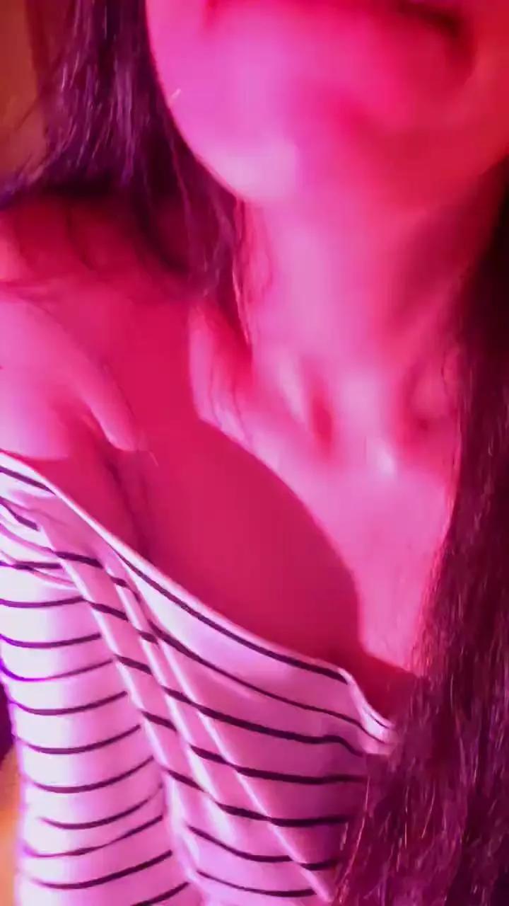 Cam4 Aloneathome22 is Freechat Aloneathome22 — Freechat on Cam4