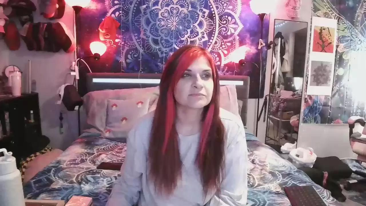 AlyCapone on Cam4 