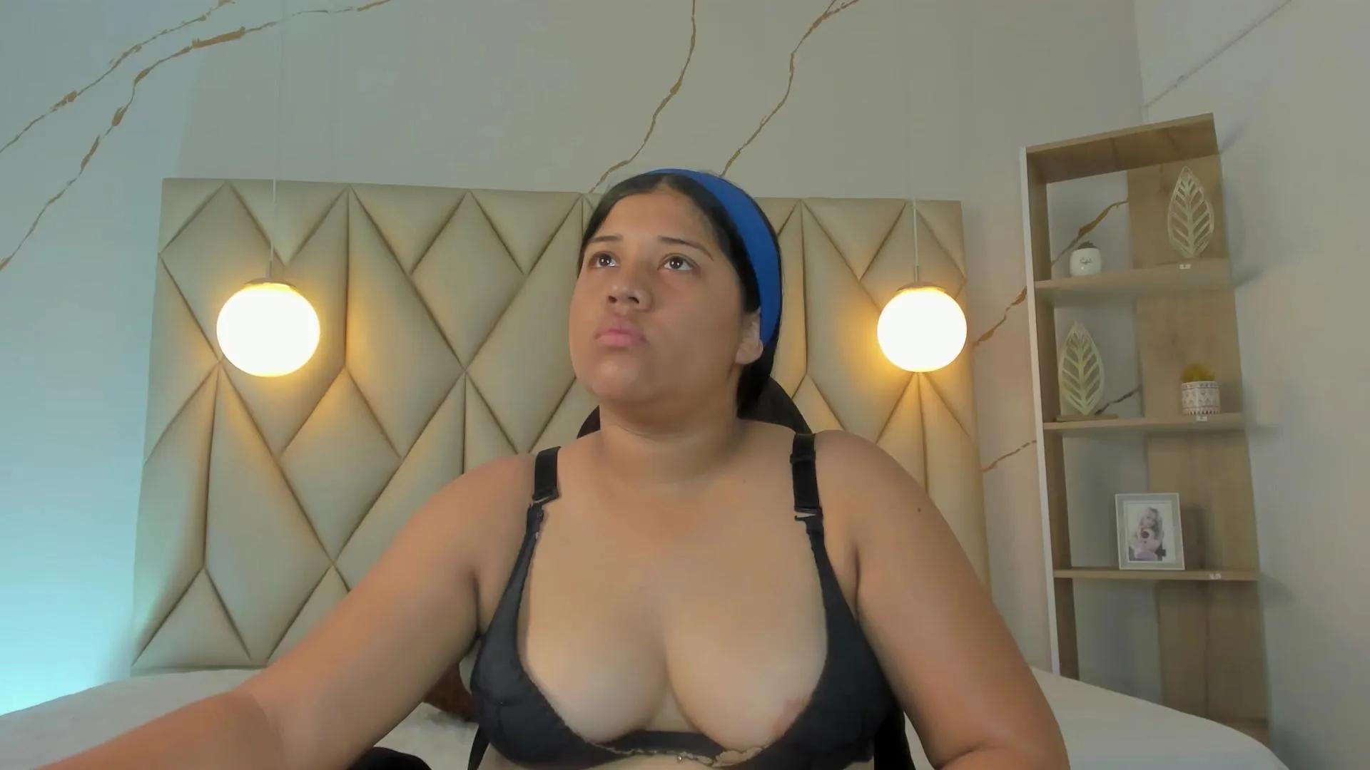 AmandaRabitt on Cam4 
