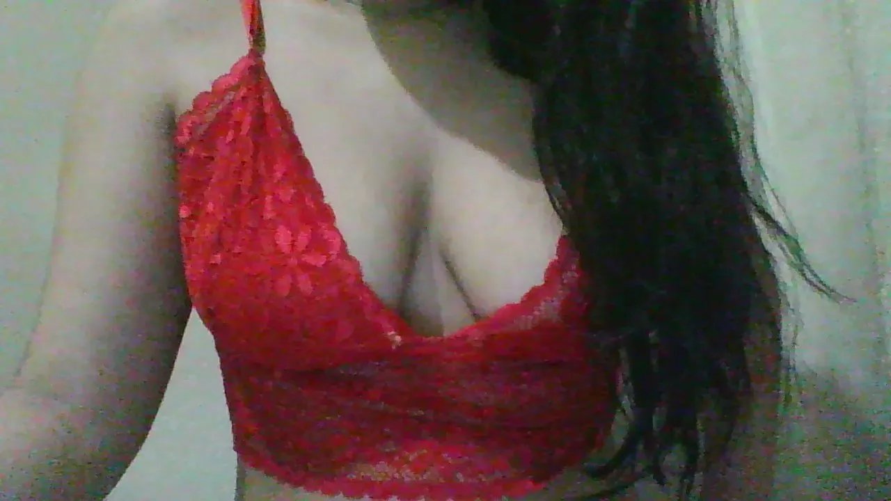 AmandinhaNeal on Cam4 