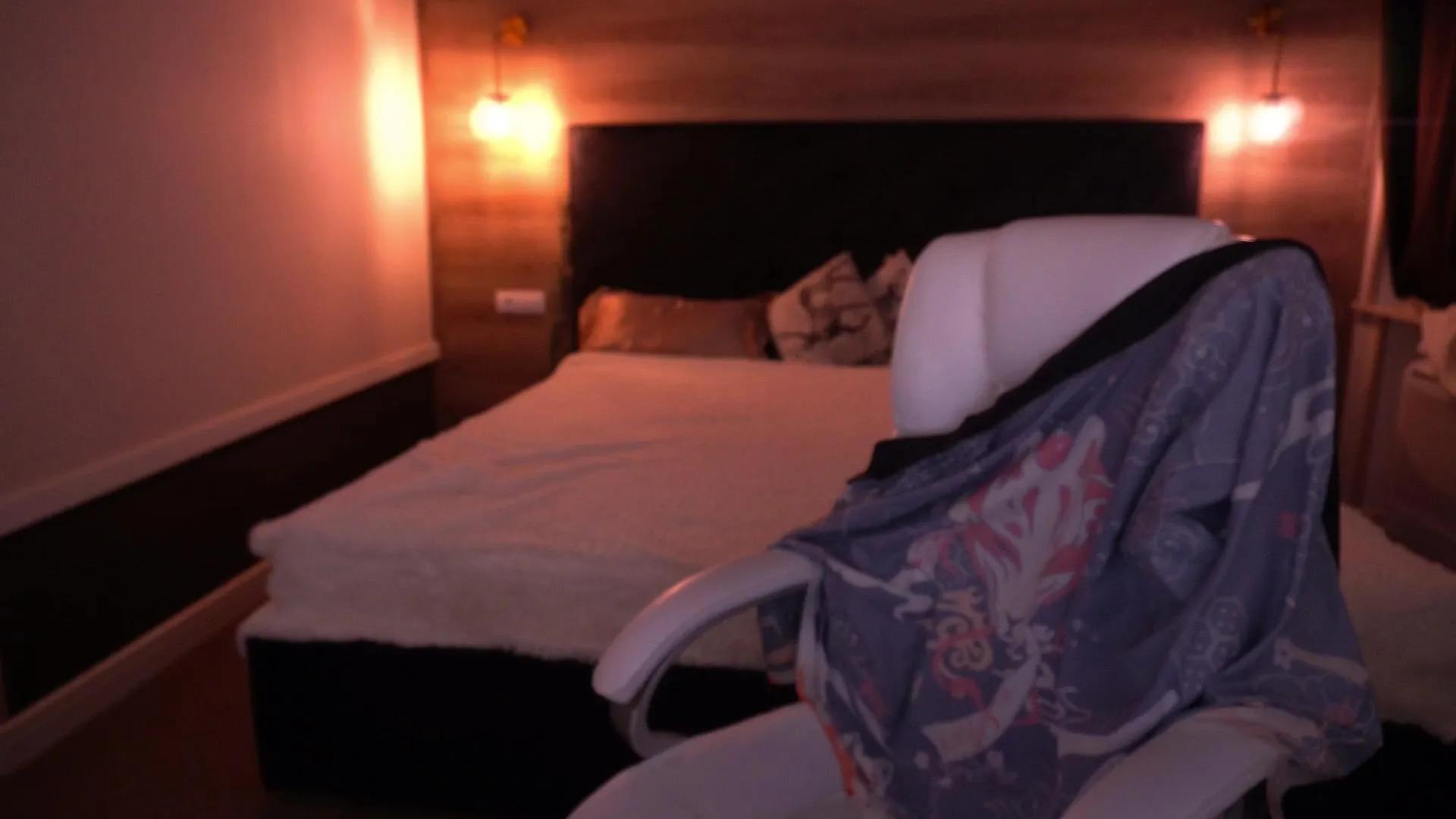 AmazonkaStar on Cam4 