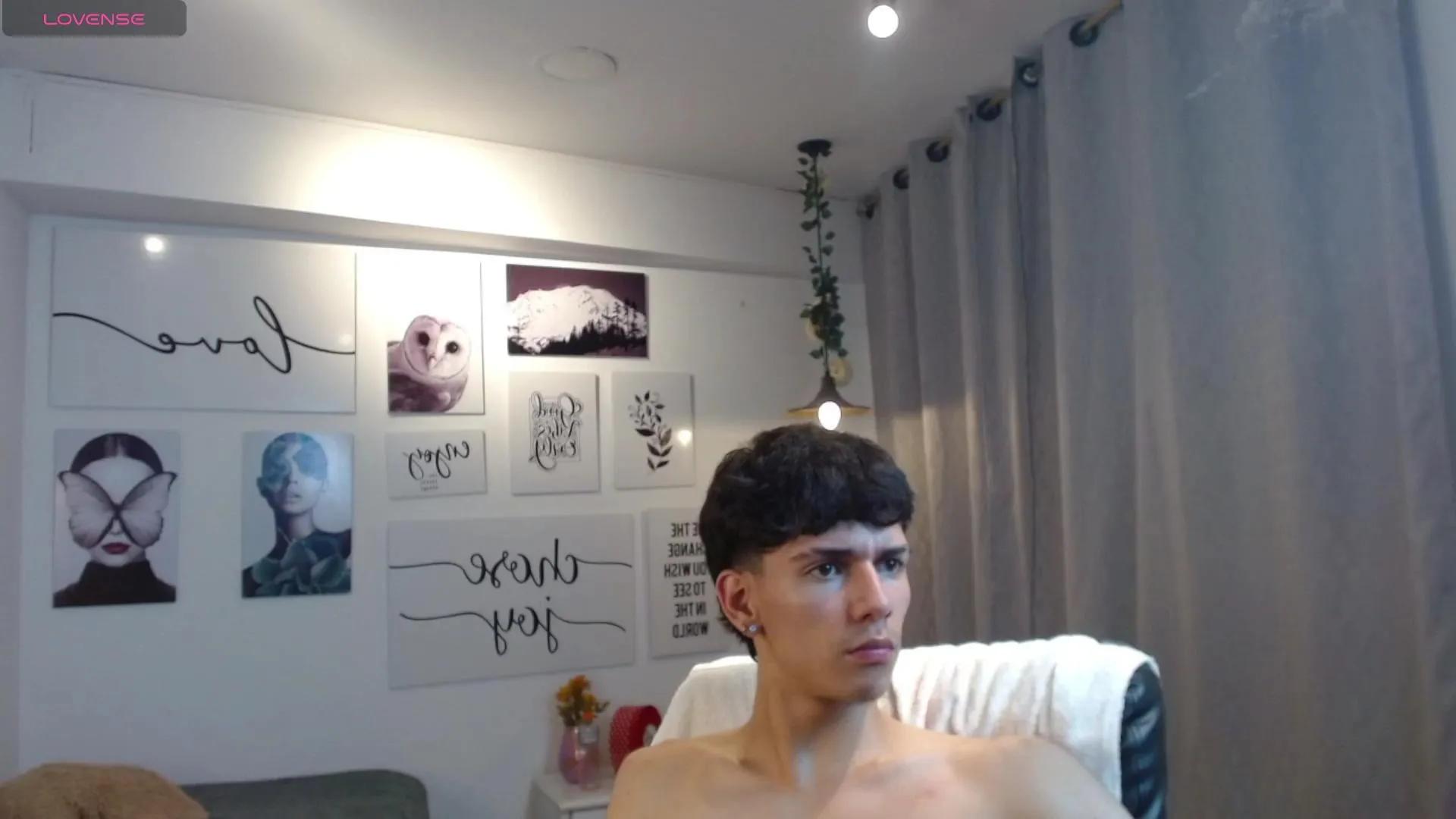 AmethystShadow —  #feet #striptease #masturbation #armpits #schoolgirl #amateur