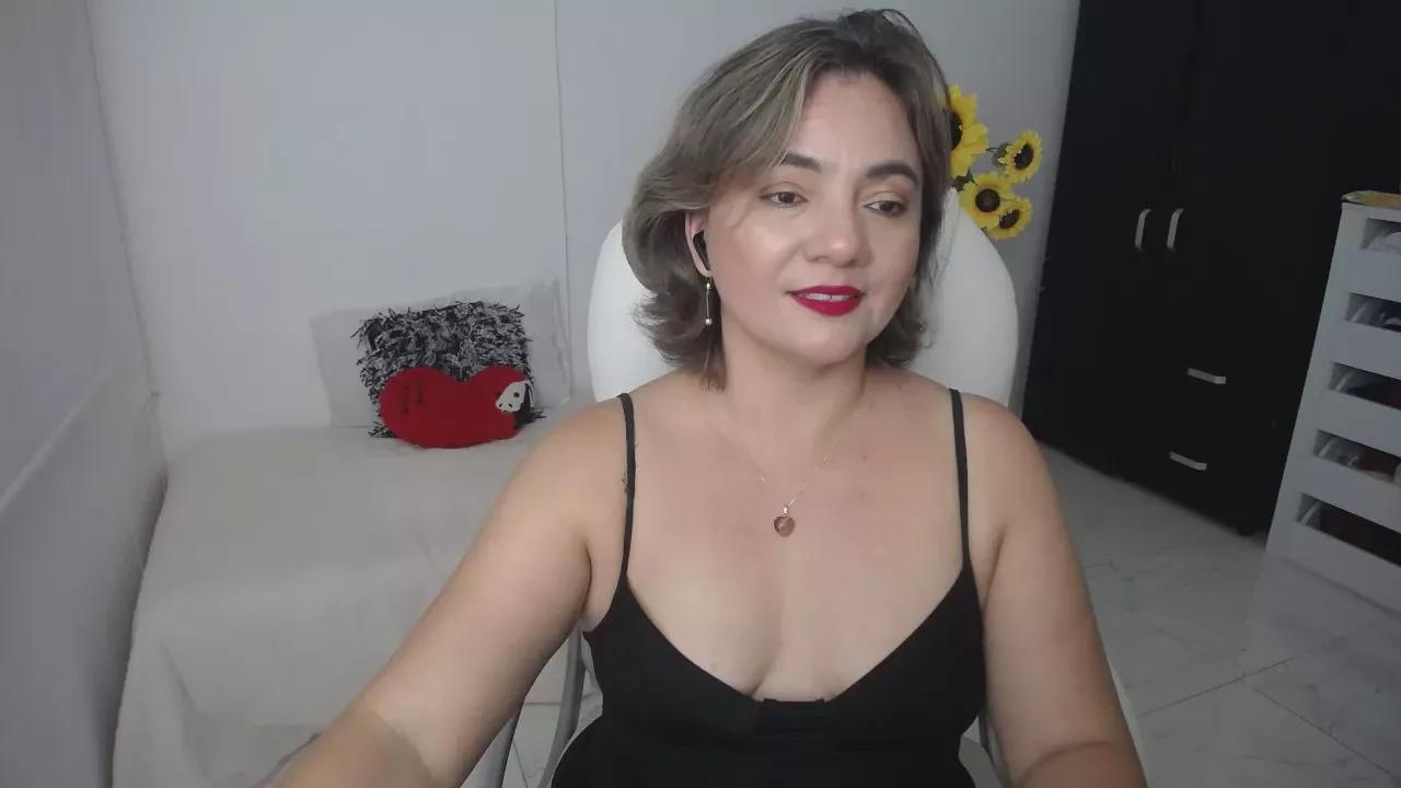ana_milf on Cam4 