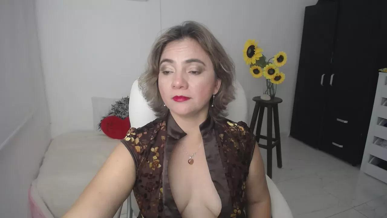 ana_milf on Cam4 