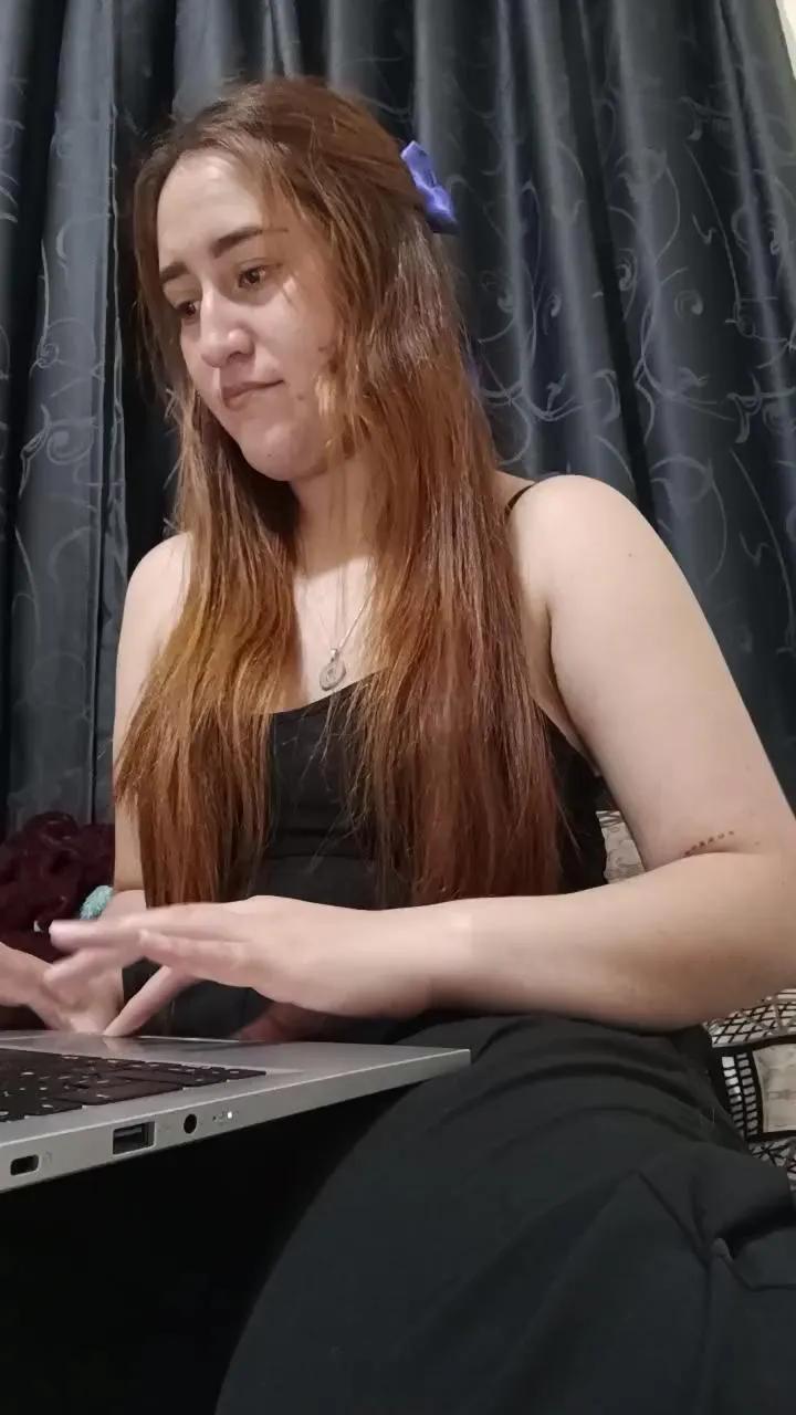 Anais_M on Cam4 