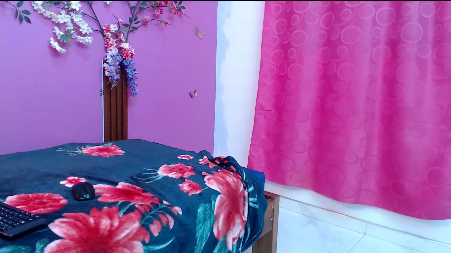 analdeepaleja18 on Cam4 