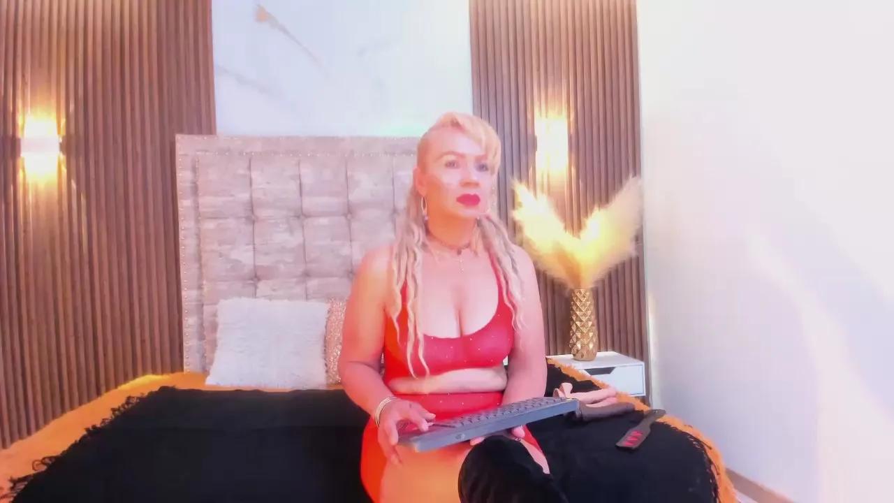 AnastasiaTaylor on Cam4 