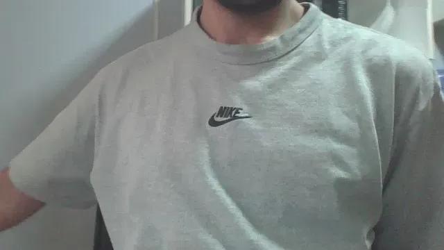 Andressh96 — Freechat on Cam4