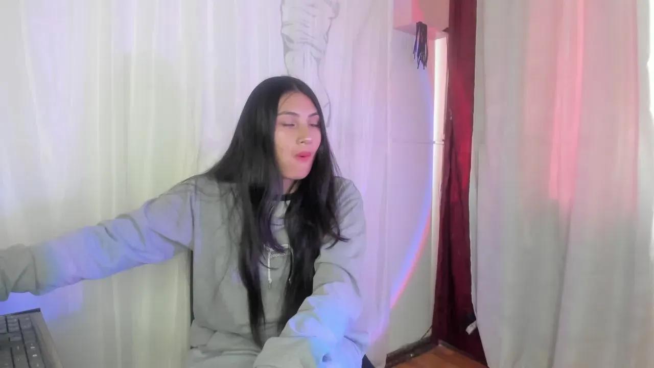 Offline andrew_ja on Cam4