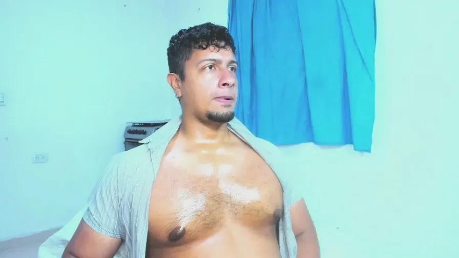 Offline andylemonda1 on Cam4