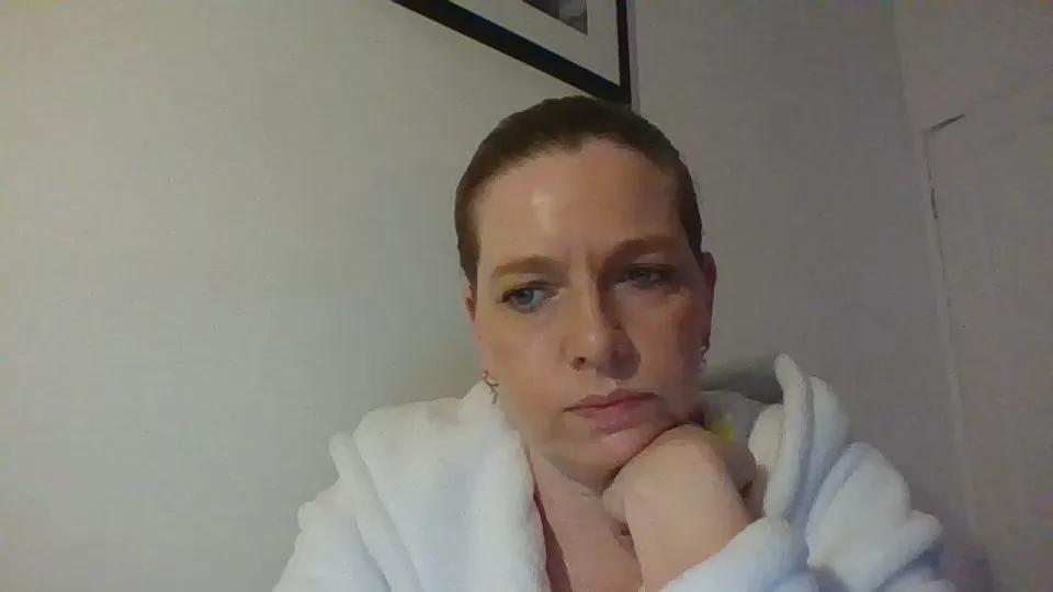 Offline Angelbaby999 on Cam4