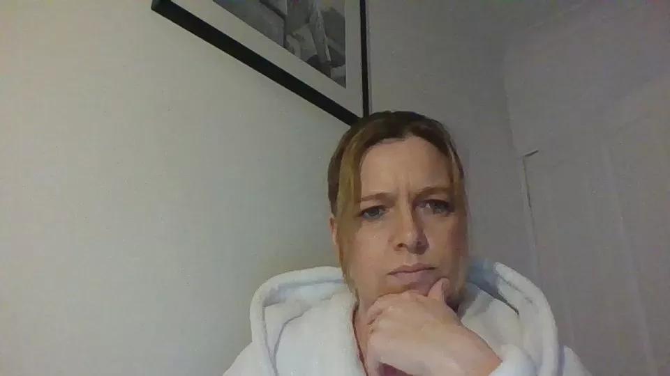 Offline Angelbaby999 on Cam4