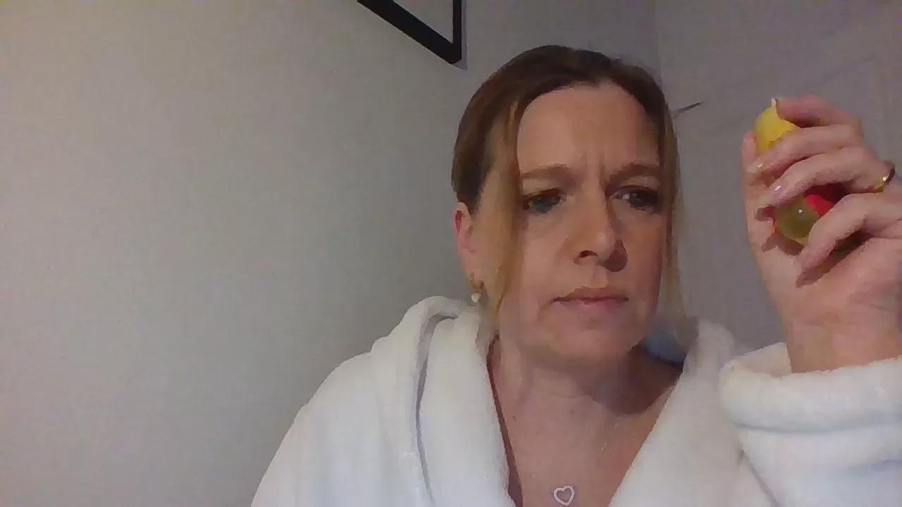 Offline Angelbaby999 on Cam4