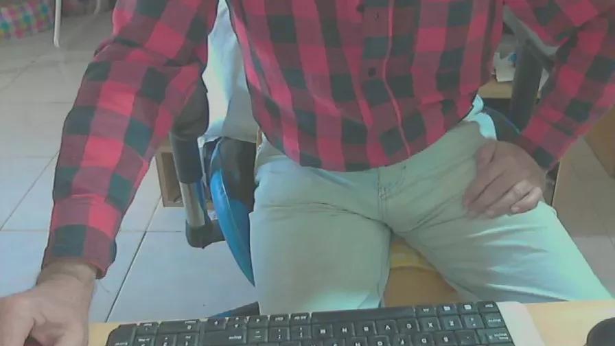 Offline angelg269 on Cam4