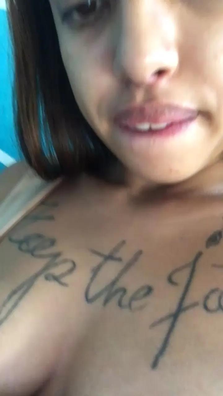 Aninhalaura on Cam4 