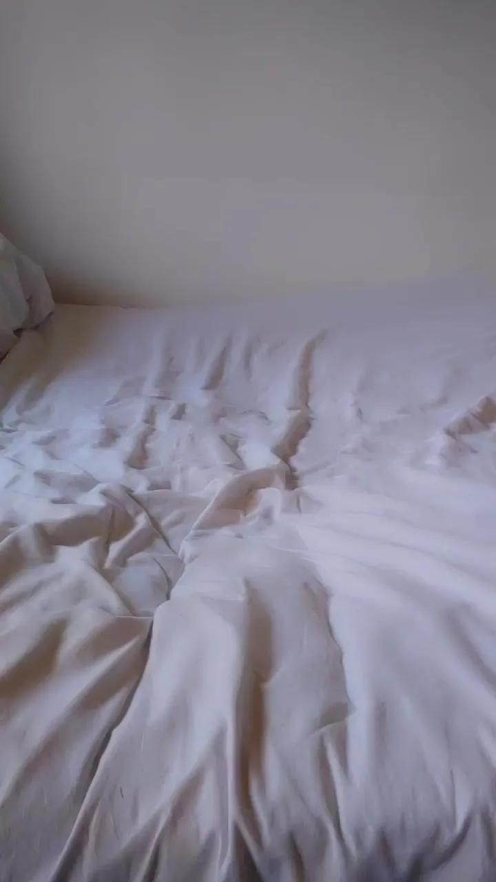 Offline Anita2023 on Cam4