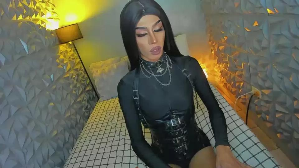 Offline anitacruisze on Cam4