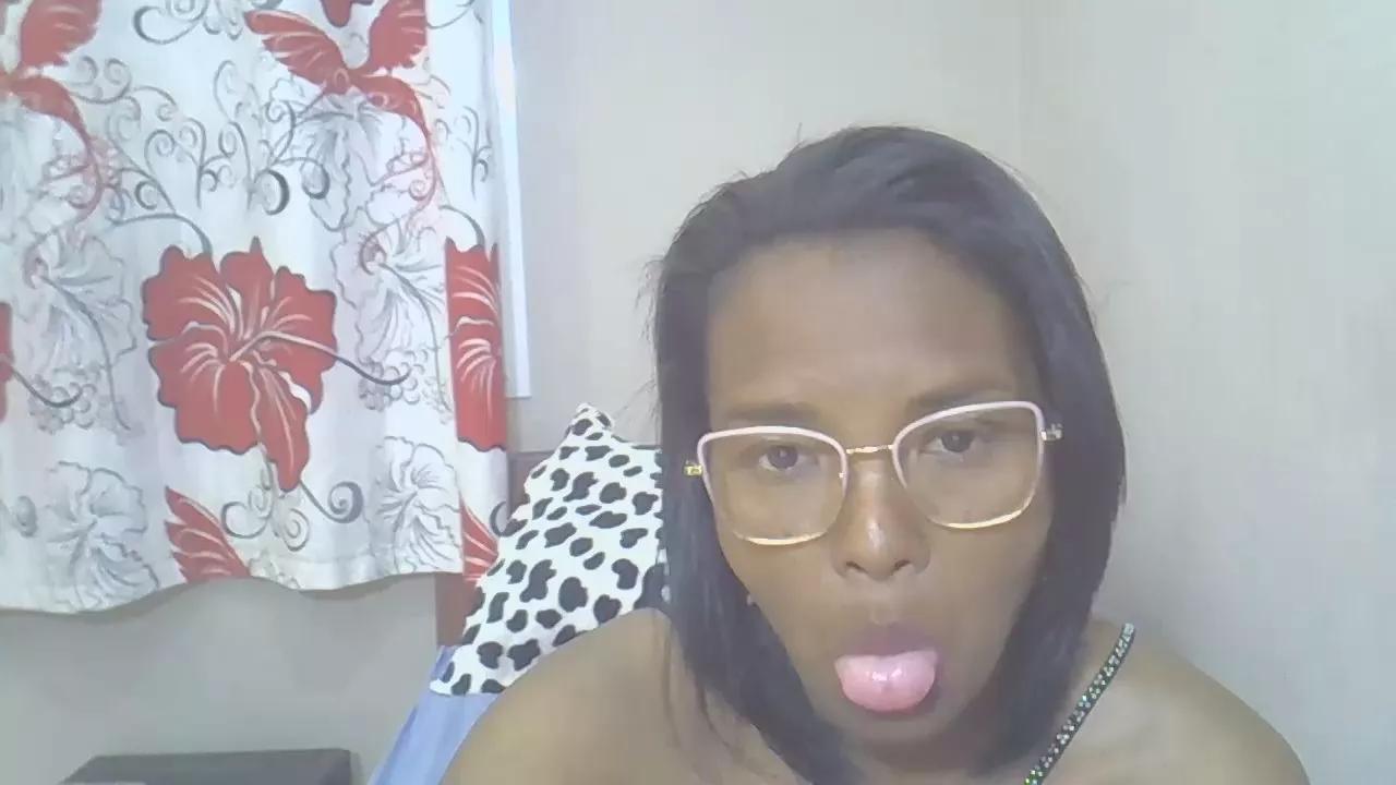 anna_33 on Cam4 