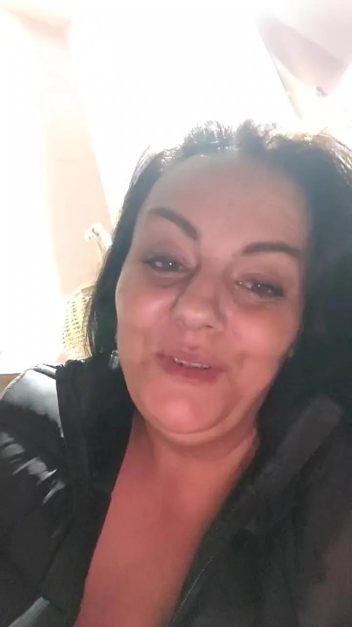 Offline Annalyluky on Cam4