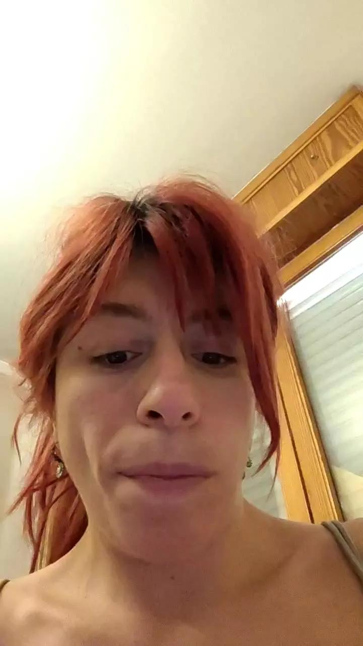 Annarellapika on Cam4 