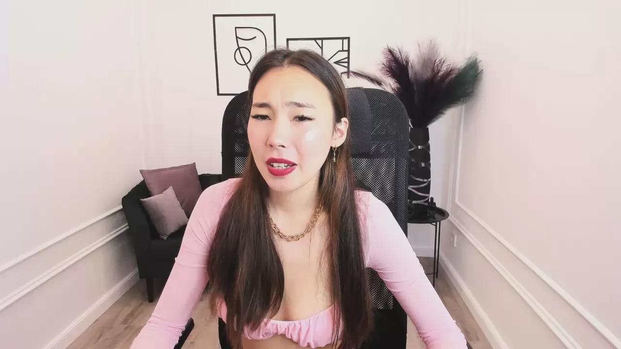 AnnaReyla on Cam4 