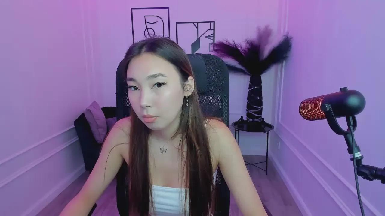 AnnaReyla on Cam4 
