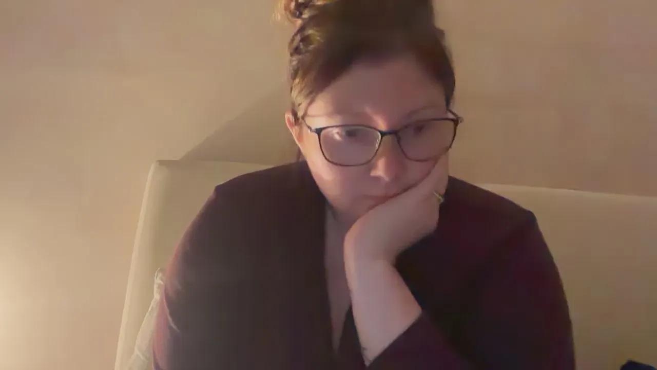 Offline Annie_xox on Cam4