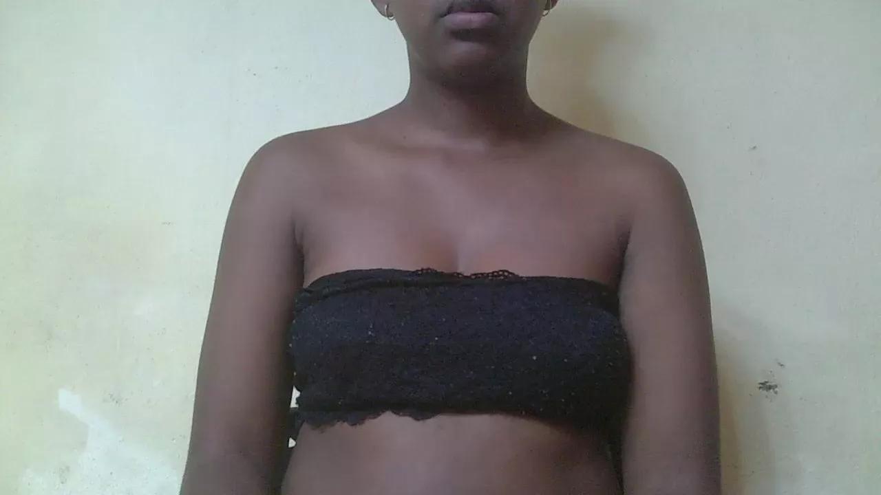 anntonia2 on Cam4 