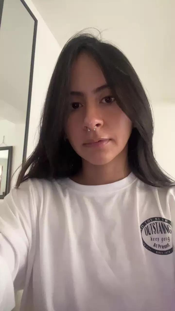annypretty on Cam4 