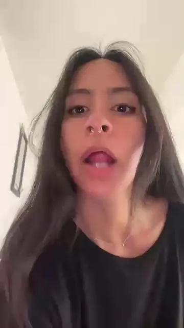 annypretty on Cam4 