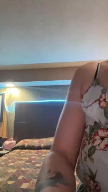 Offline Aphroditebaby on Cam4