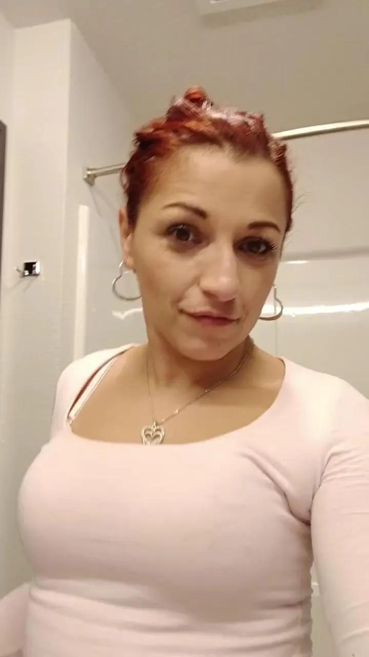 Offline Aphroditebaby on Cam4